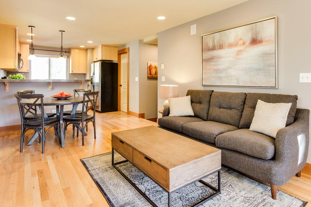 furniture editing example 1
