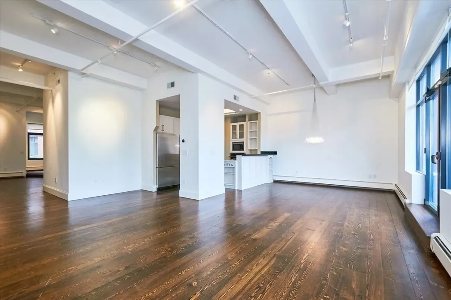 Multi-View Living Room Staging