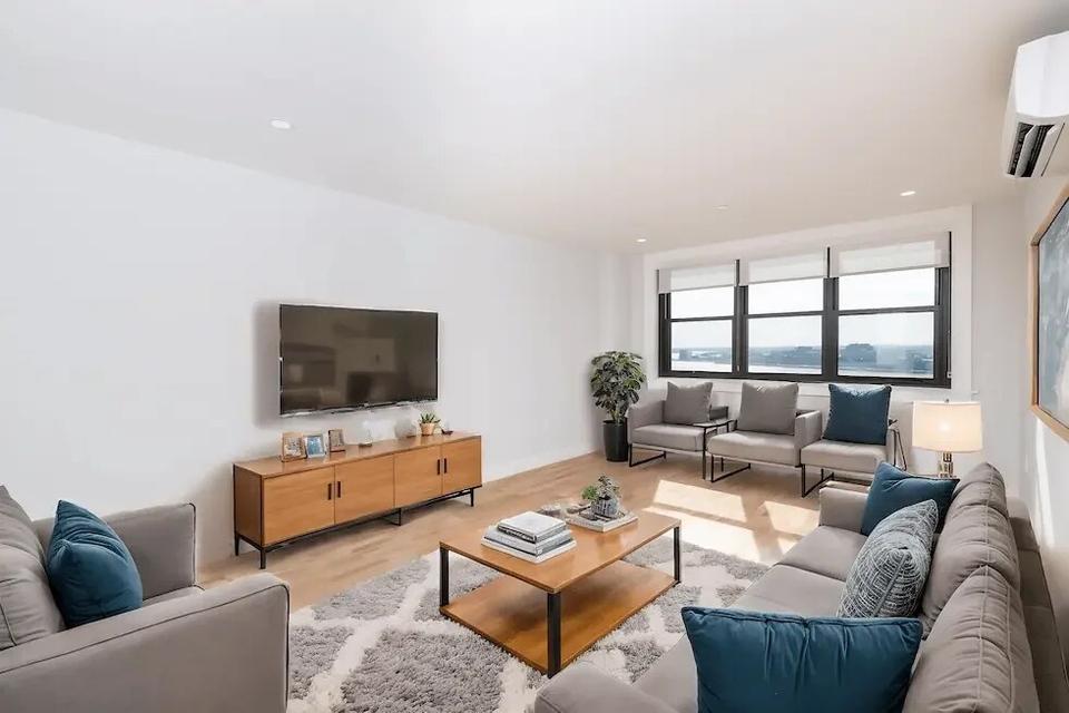 How Much Does Virtual Staging Cost?  